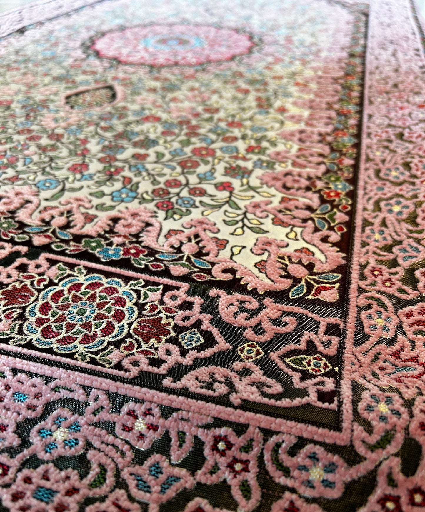 Qamar - Pink