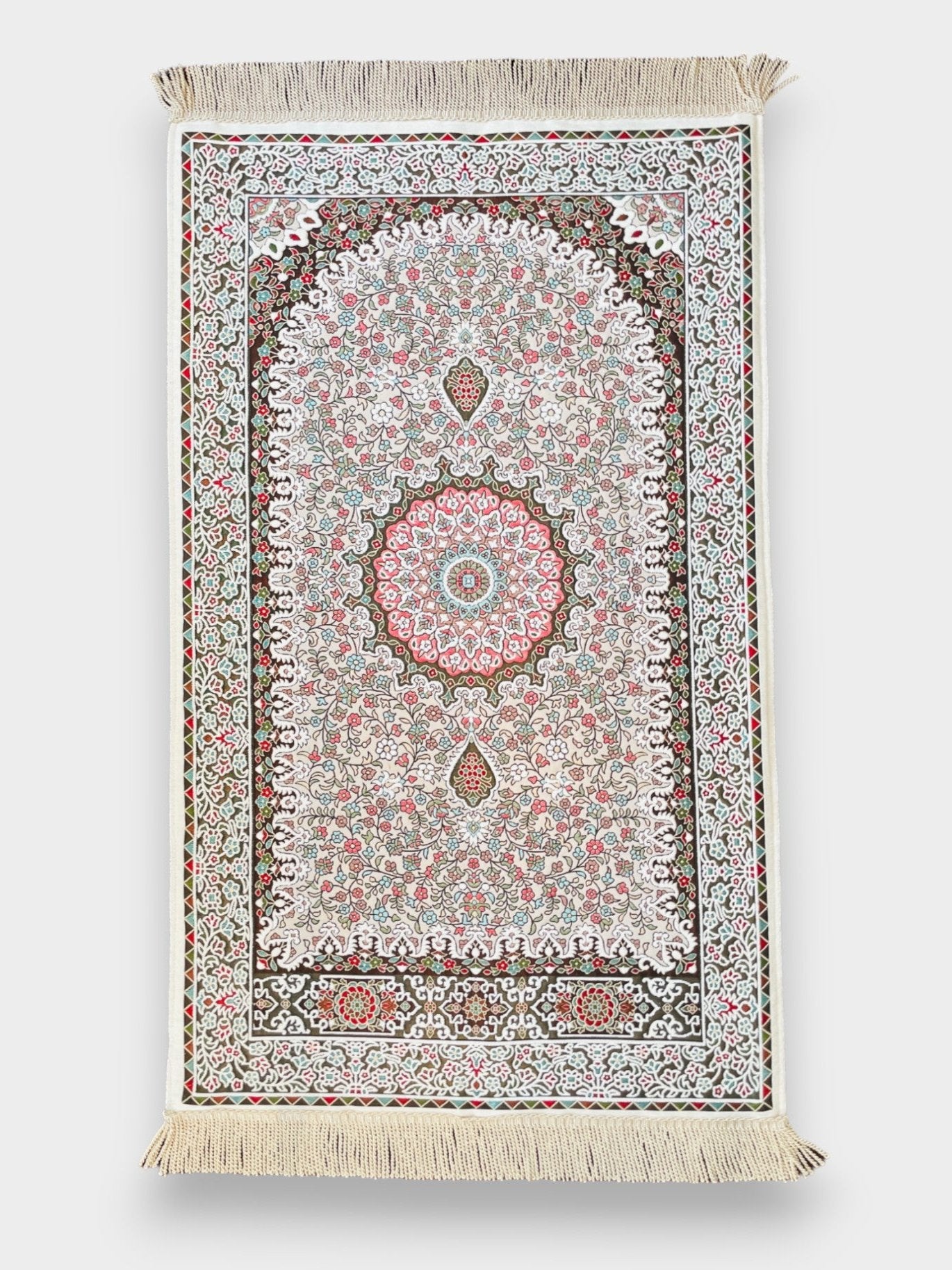 Qamar - White