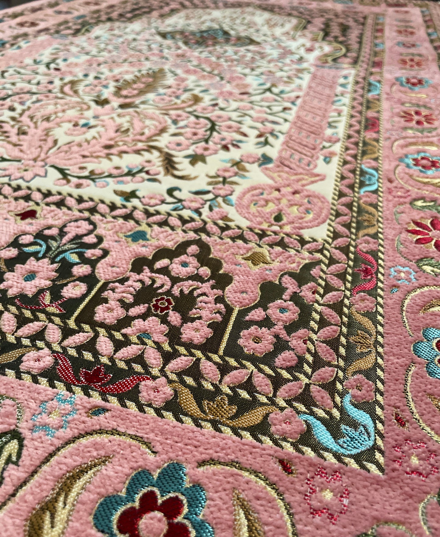 Fatih - Pink